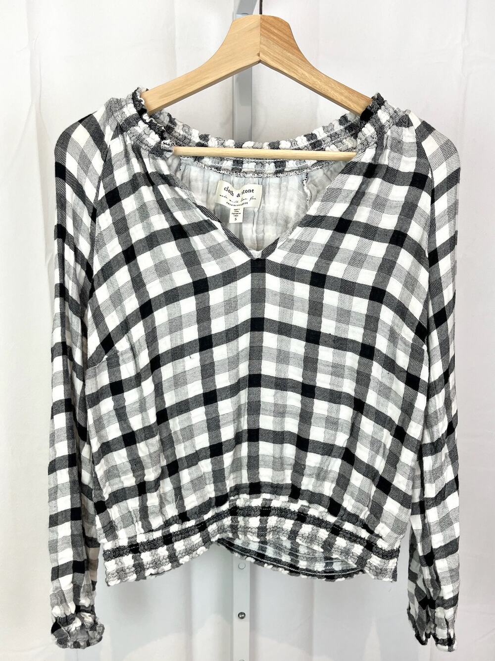 CLOTH & STONE Size S Anthropologie Sara Plaid Blouse V-Neck Top Black White S